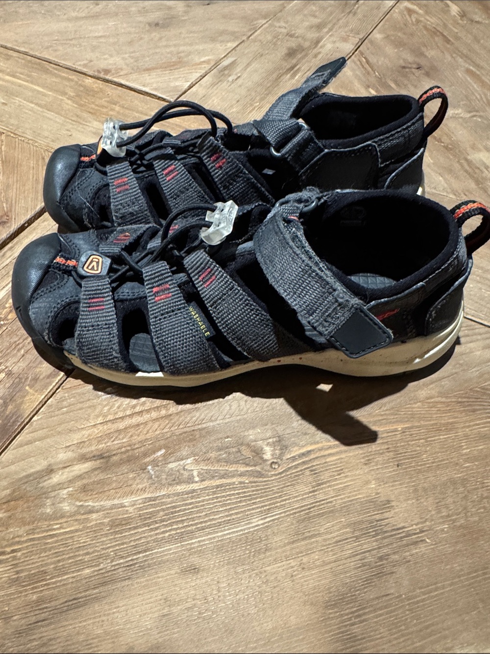 Keen Kids Black Sport Sandals with Red/Orange Accents Size 2